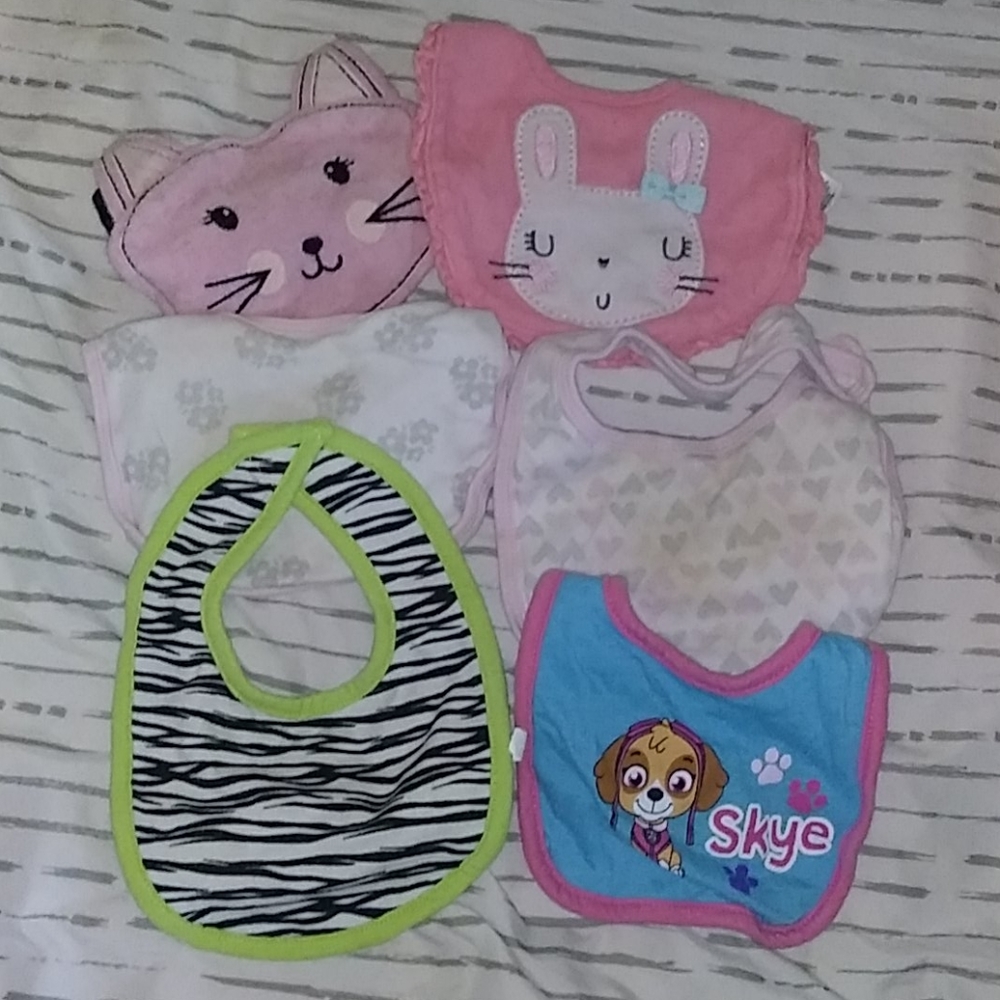 Bundle of 6 bibs